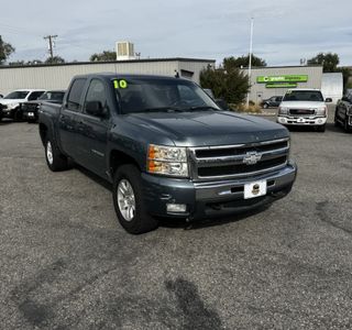 2010 Chevrolet Silverado 1500 LT1 Crew Cab 4WD photo 4
