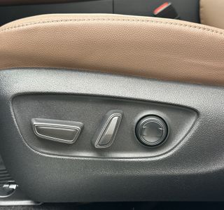 2024 Toyota Grand Highlander Hybrid MAX Platinum AWD photo 18