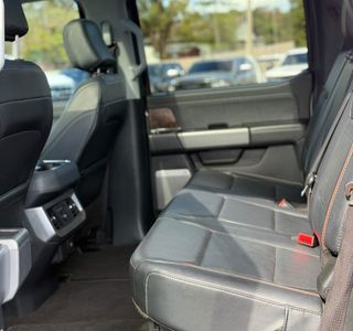 2023 Ford F-250 SD Lariat Crew Cab 4WD photo 11