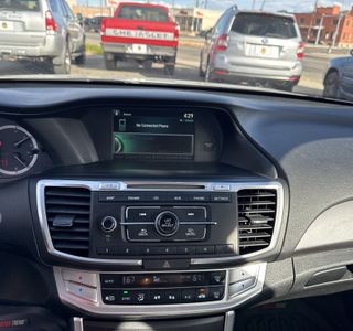 2014 Honda Accord LX Sedan CVT photo 16