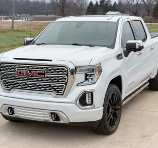2020 GMC Sierra 1500 Denali Crew Cab Long Box 4WD photo 1