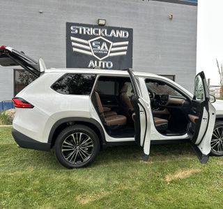 2024 Toyota Grand Highlander Hybrid MAX Platinum AWD photo 30