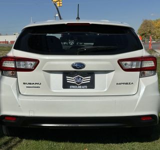 2019 Subaru Impreza 2.0i CVT 5-Door photo 8
