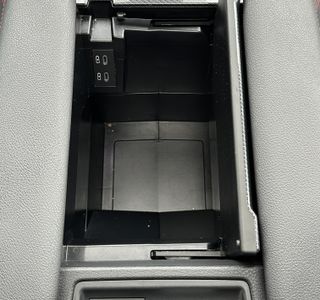 2025 Toyota Sienna XSE 7-Passenger AWD photo 38