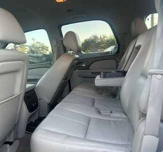 2014 Chevrolet Tahoe LT 2WD photo 19