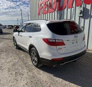 2014 Hyundai Santa Fe XL AWD photo 2