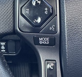 2023 Toyota Tacoma TRD Off Road Premium V6 4WD photo 38
