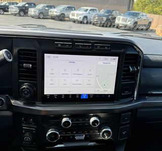 2023 Ford F-250 SD Lariat Crew Cab 4WD photo 19