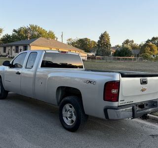 2010 Chevrolet Silverado 1500 Work Truck Ext. Cab Long Box 4WD photo 7