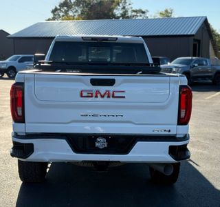 2020 GMC Sierra 2500HD AT4 Crew Cab 4WD photo 6