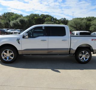 2022 Ford F-150 King Ranch SuperCrew 4WD photo 4