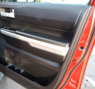 2019 Toyota Tundra CrewMax SR5 4WD photo 16
