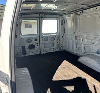 2008 Ford Econoline E350 Super Duty Extended photo 14