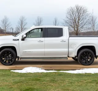 2020 GMC Sierra 1500 Denali Crew Cab Long Box 4WD photo 7