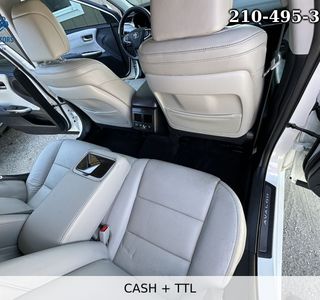 2013 Toyota Avalon Hybrid Limited photo 27