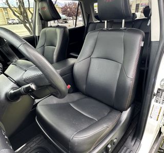 2023 Toyota 4Runner TRD Off-road Premium 4WD photo 18