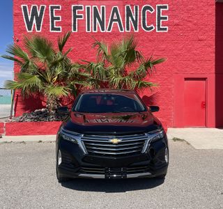 2022 Chevrolet Equinox LT 2WD photo 2