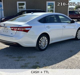 2013 Toyota Avalon Hybrid Limited photo 5