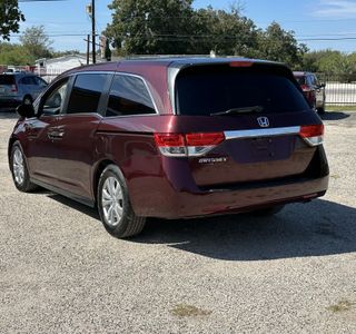 2016 Honda Odyssey EX-L w/ DVD photo 3