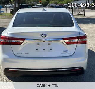 2013 Toyota Avalon Hybrid Limited photo 4