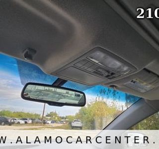 2009 Toyota Camry SE photo 37