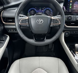 2026 Toyota Grand Highlander Hybrid MAX Platinum AWD photo 43