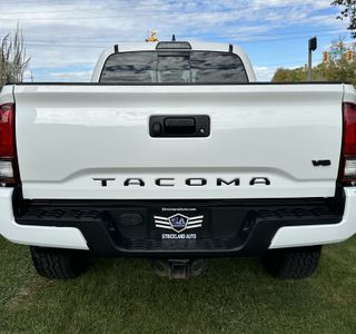 2019 Toyota Tacoma TRD Off Road Long Bed V6 4WD photo 8