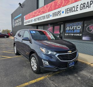 2018 Chevrolet Equinox LT AWD photo 2