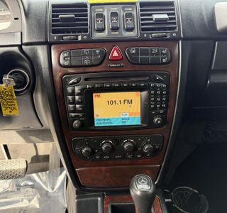 2005 Mercedes-Benz G-Class G500 photo 12