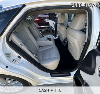 2013 Toyota Avalon Hybrid Limited photo 25