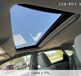 2013 Toyota Avalon Hybrid Limited photo 42