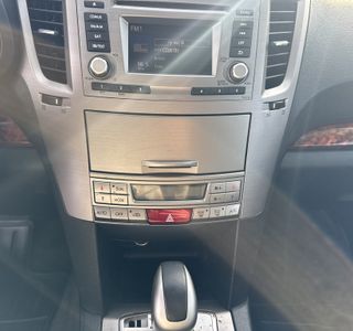 2012 Subaru Outback 2.5i Limited photo 19