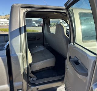 2004 Ford F-250 SD XL Crew Cab Long Bed 4WD photo 14