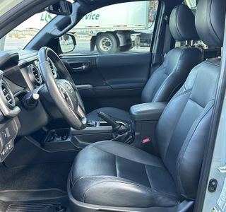 2023 Toyota Tacoma TRD Off Road Premium V6 4WD photo 16