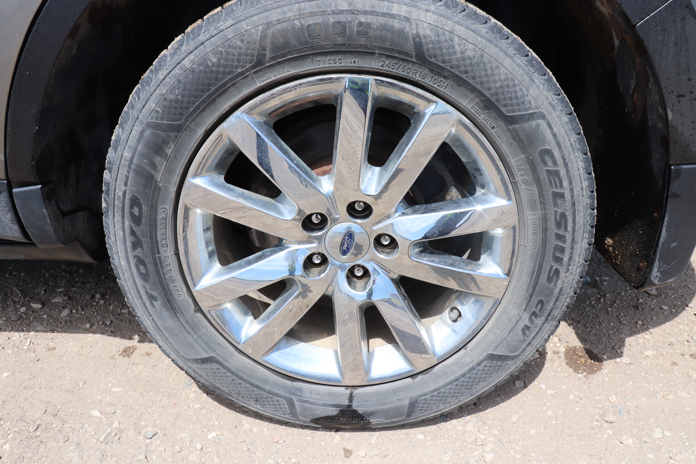 2013 Ford Edge(R)(D)(5) Limited AWD - 13