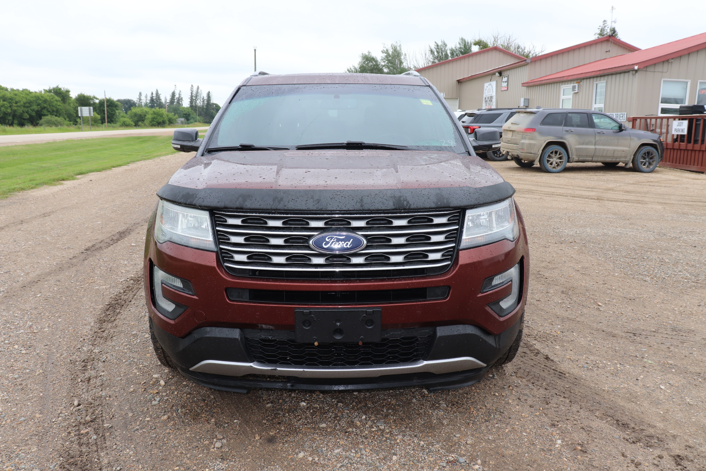 2016 Ford Explorer (R)(P)(7) XLT 4WD - 3