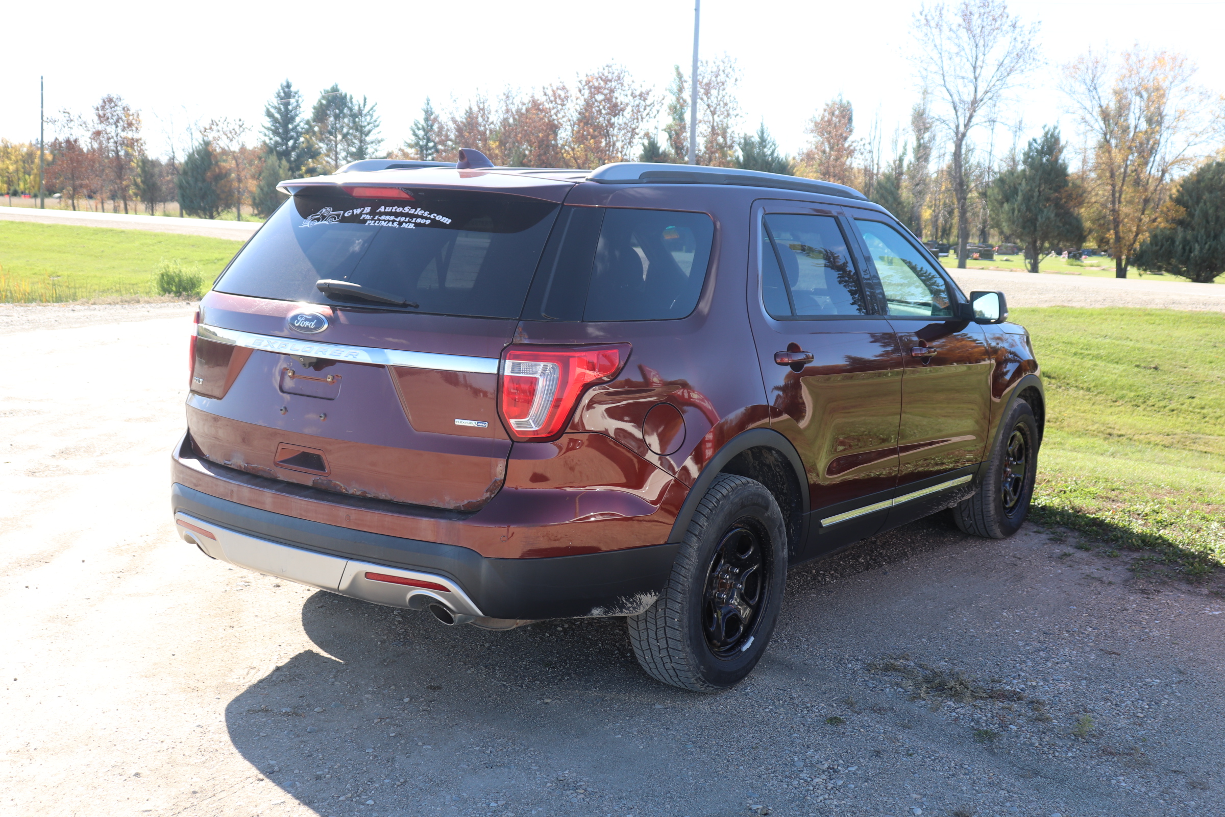 2016 Ford Explorer (R)(I)(7) XLT 4WD - 6