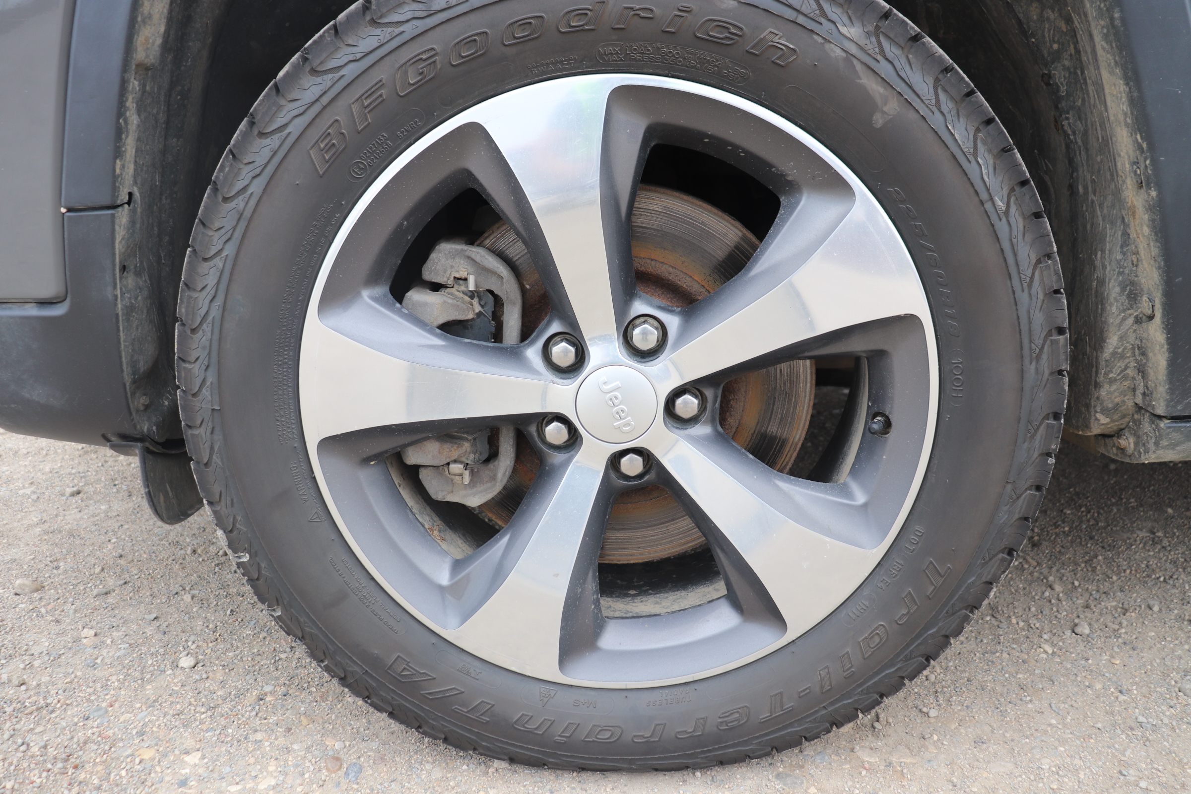 2019 Jeep Cherokee (R)(Q)(5) Limited 4WD - 9
