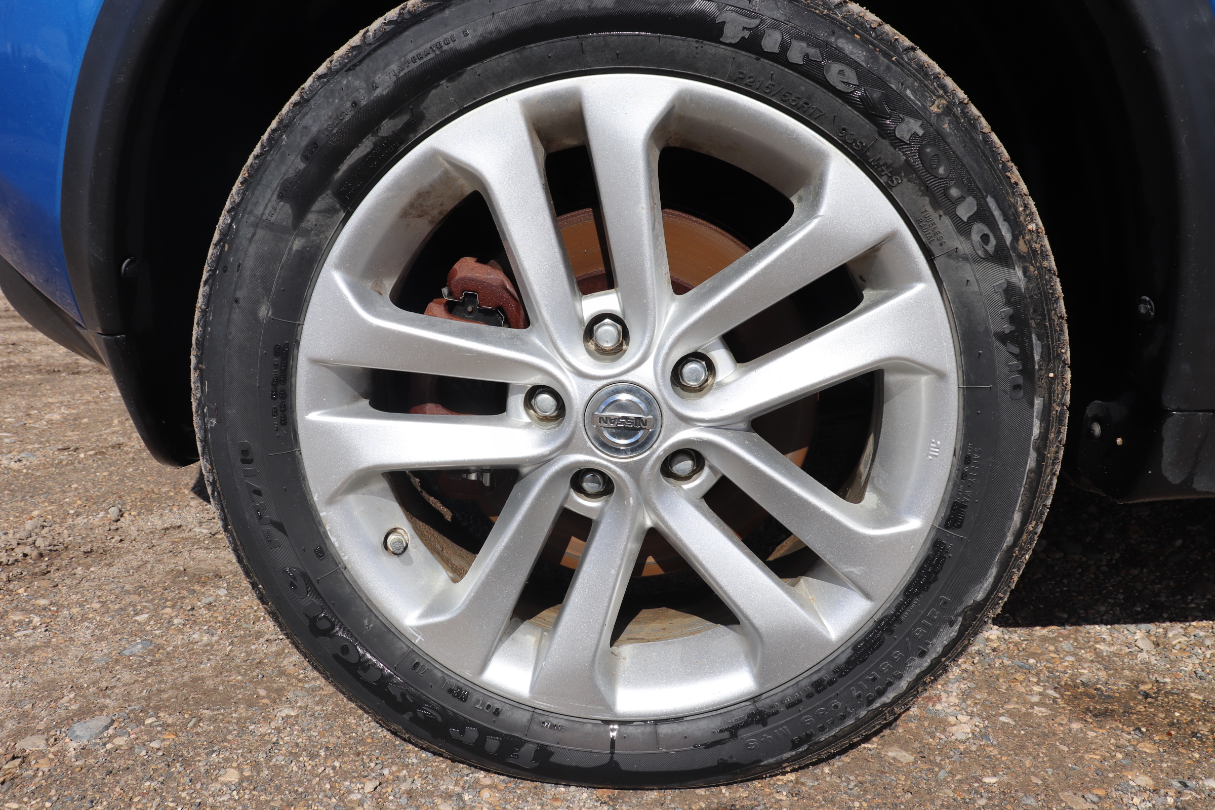 2011 Nissan Juke (R)(E)(5) SV AWD - 9