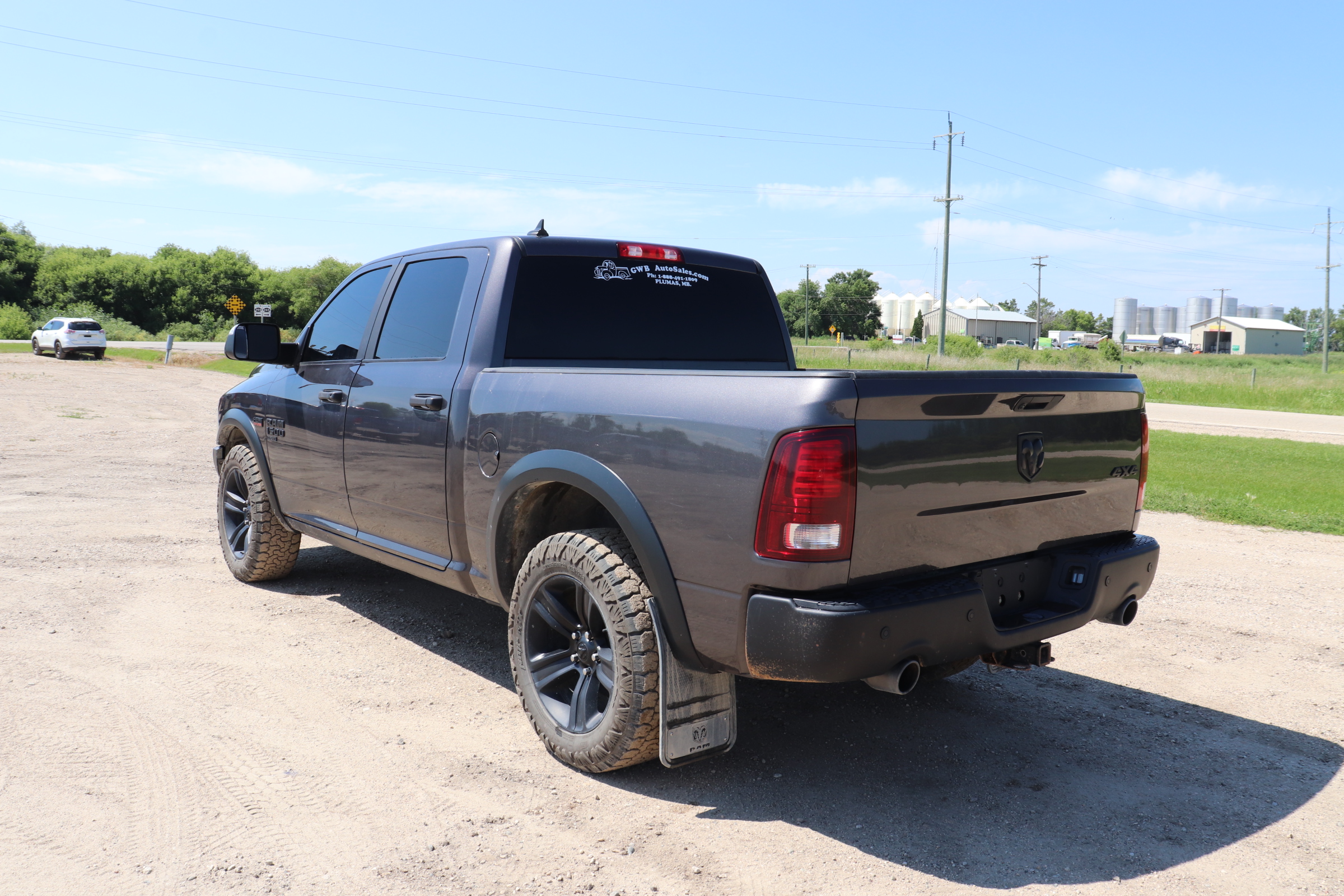 2022 RAM 1500 Classic (R)(Z+)(6) Tradesman Crew Cab SWB 4WD - 6