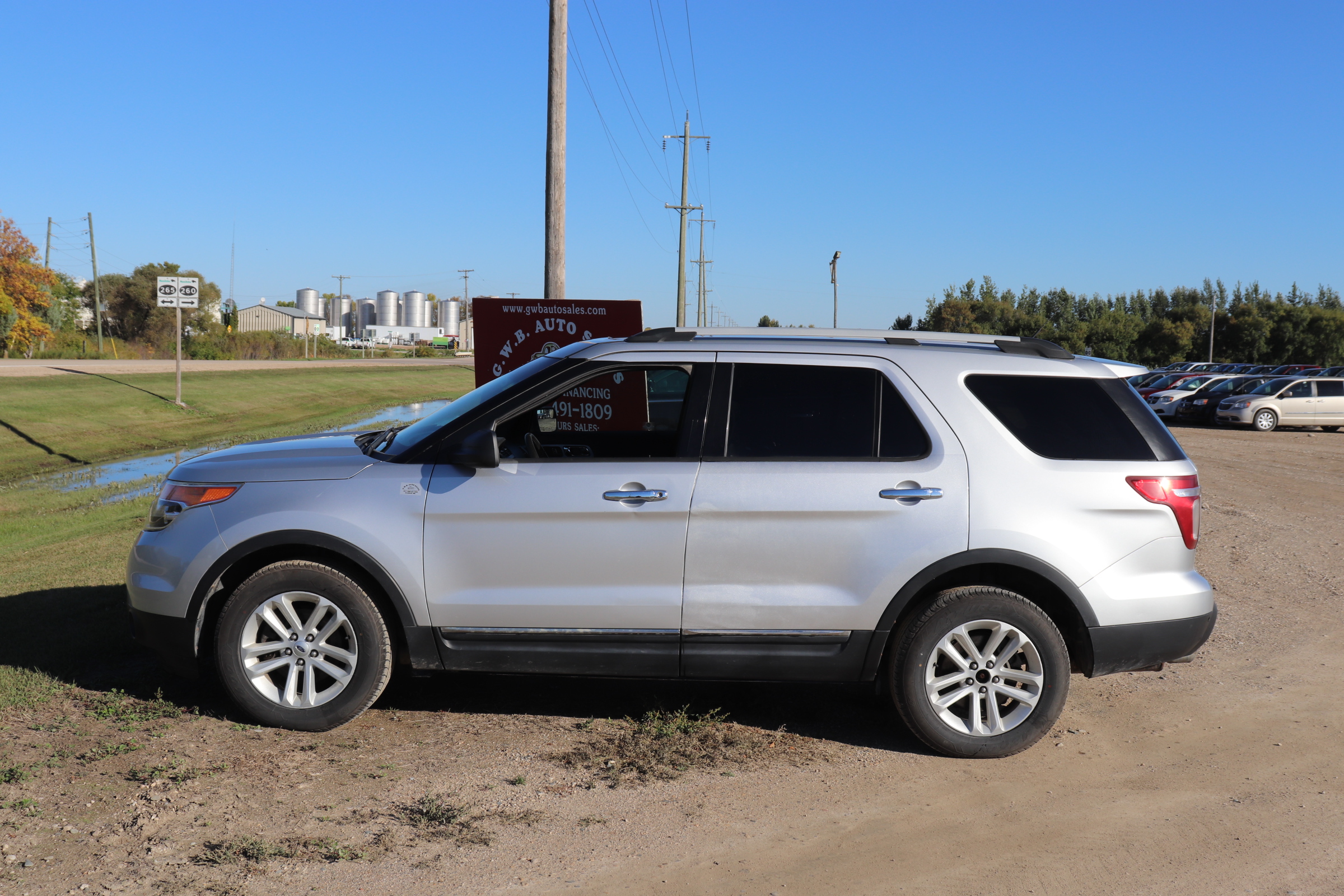2013 Ford Explorer (R)(H)(7) XLT 4WD - 6