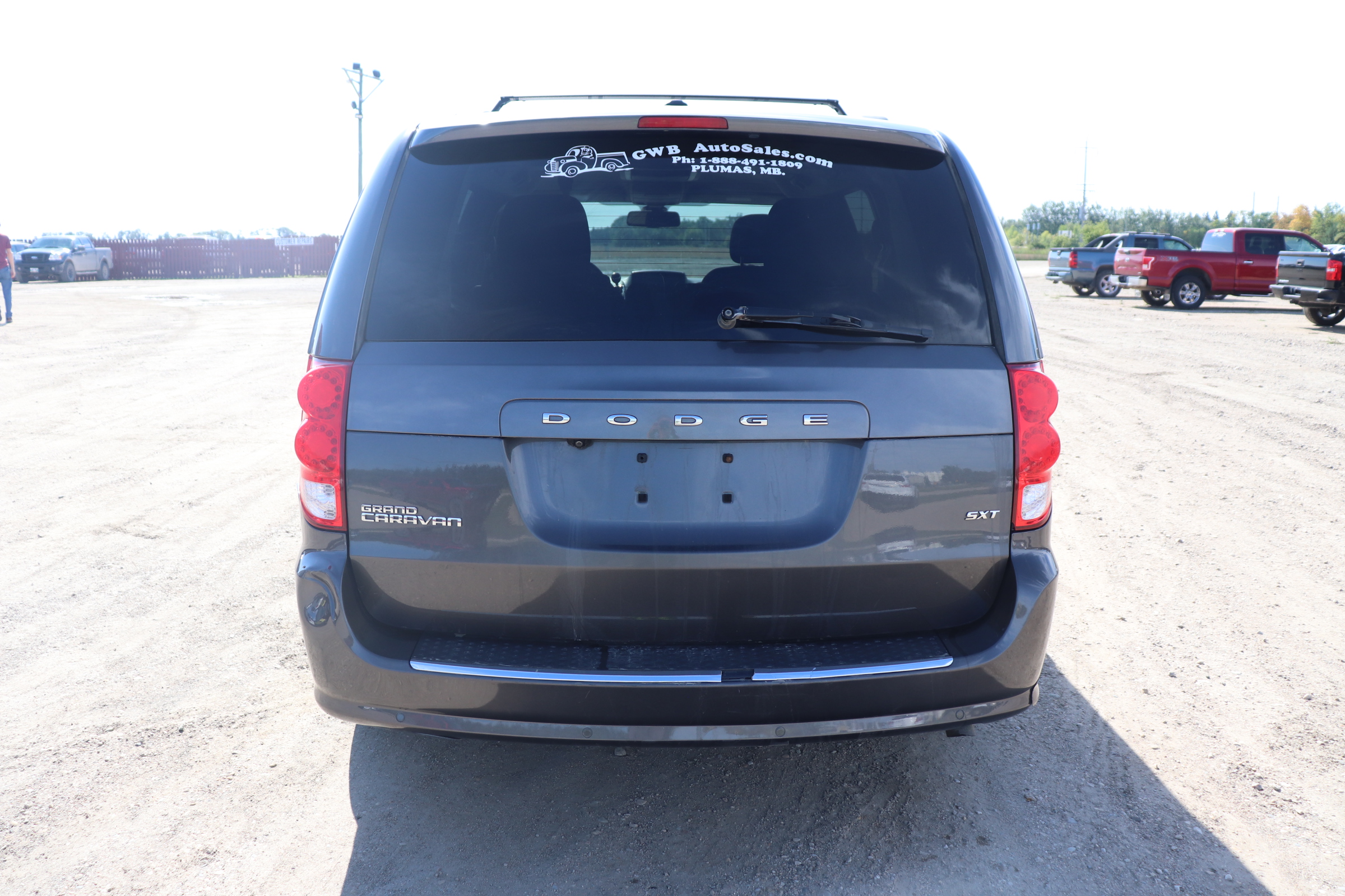 2019 Dodge Grand Caravan (R)(E)(7) SE Plus - 8
