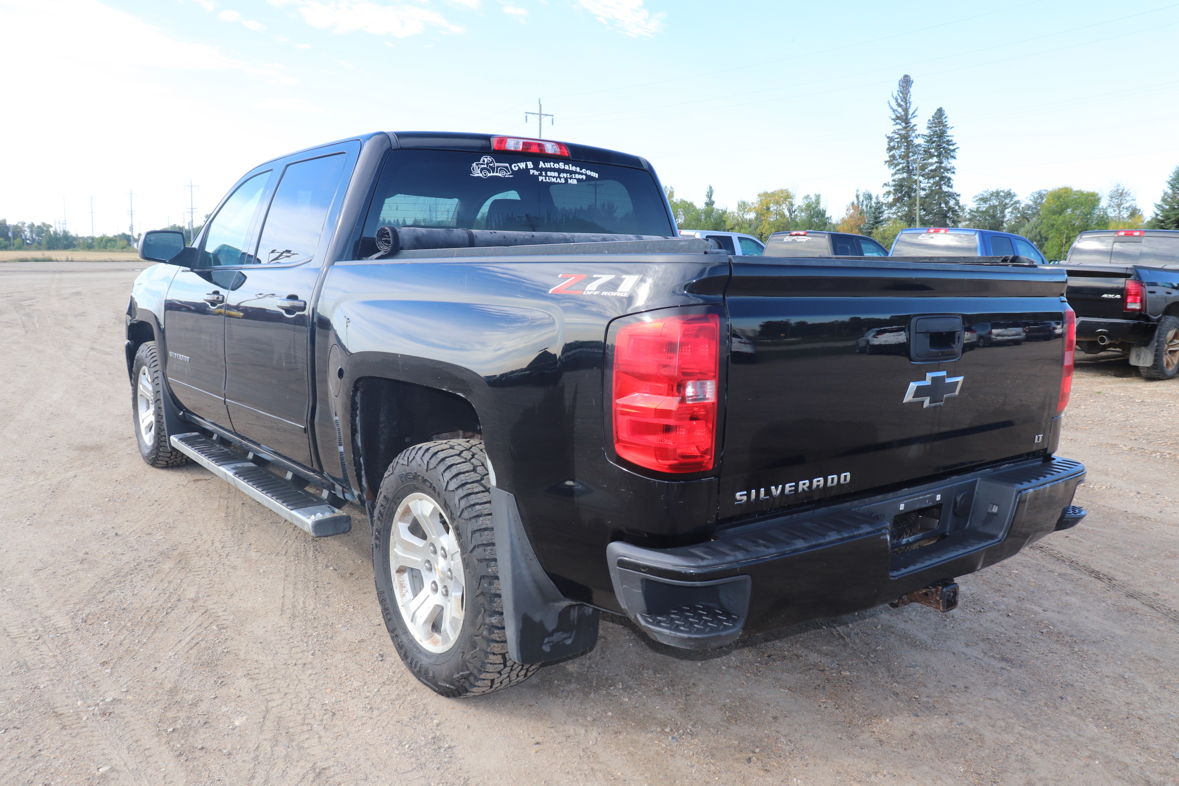 2018 Chevrolet Silverado 1500 (R)(S)(5) LT Crew Cab 4WD - 6