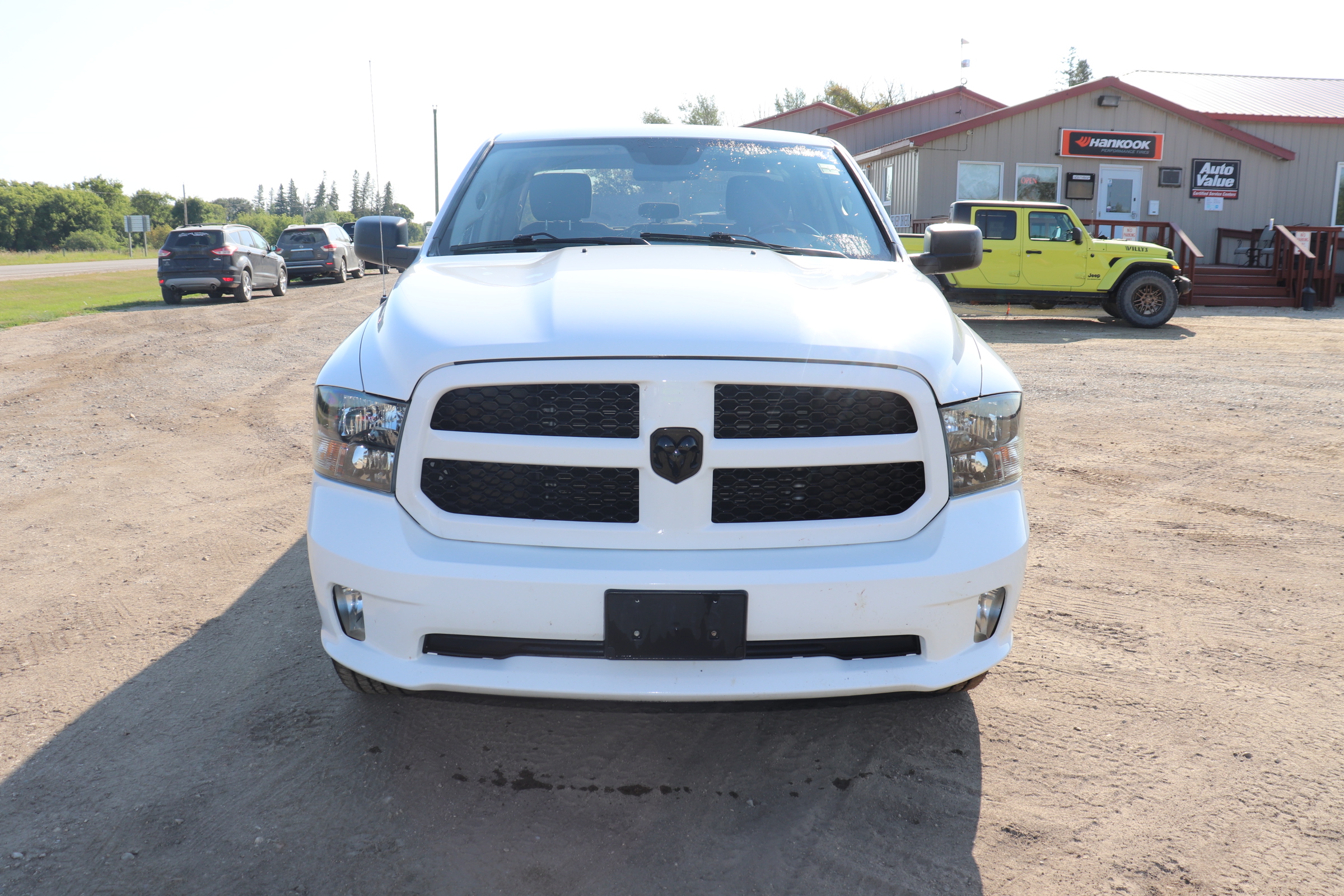 2020 RAM 1500 Classic (G)(W)(6) Tradesman Quad Cab 4WD - 3