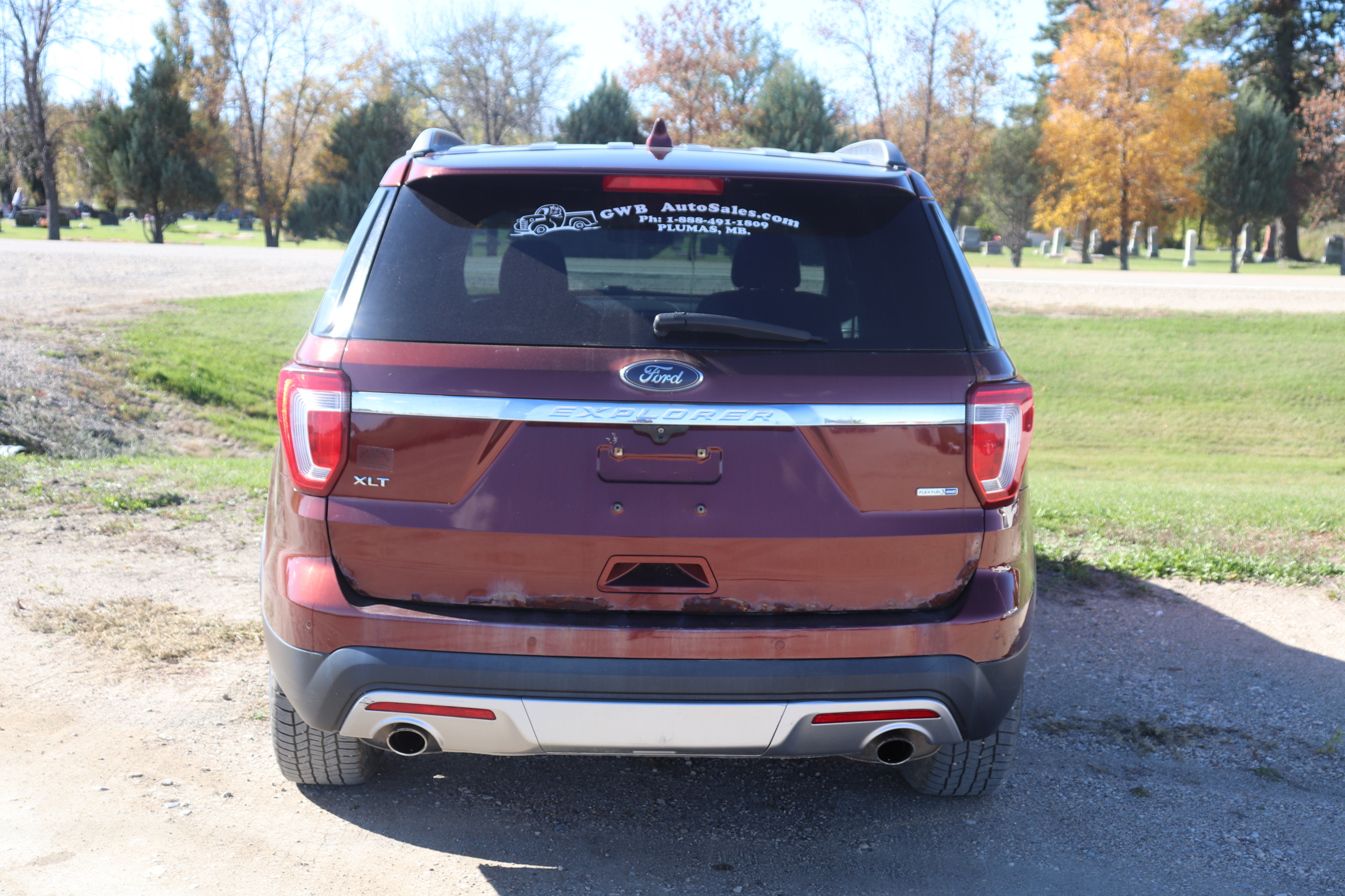 2016 Ford Explorer (R)(I)(7) XLT 4WD - 7