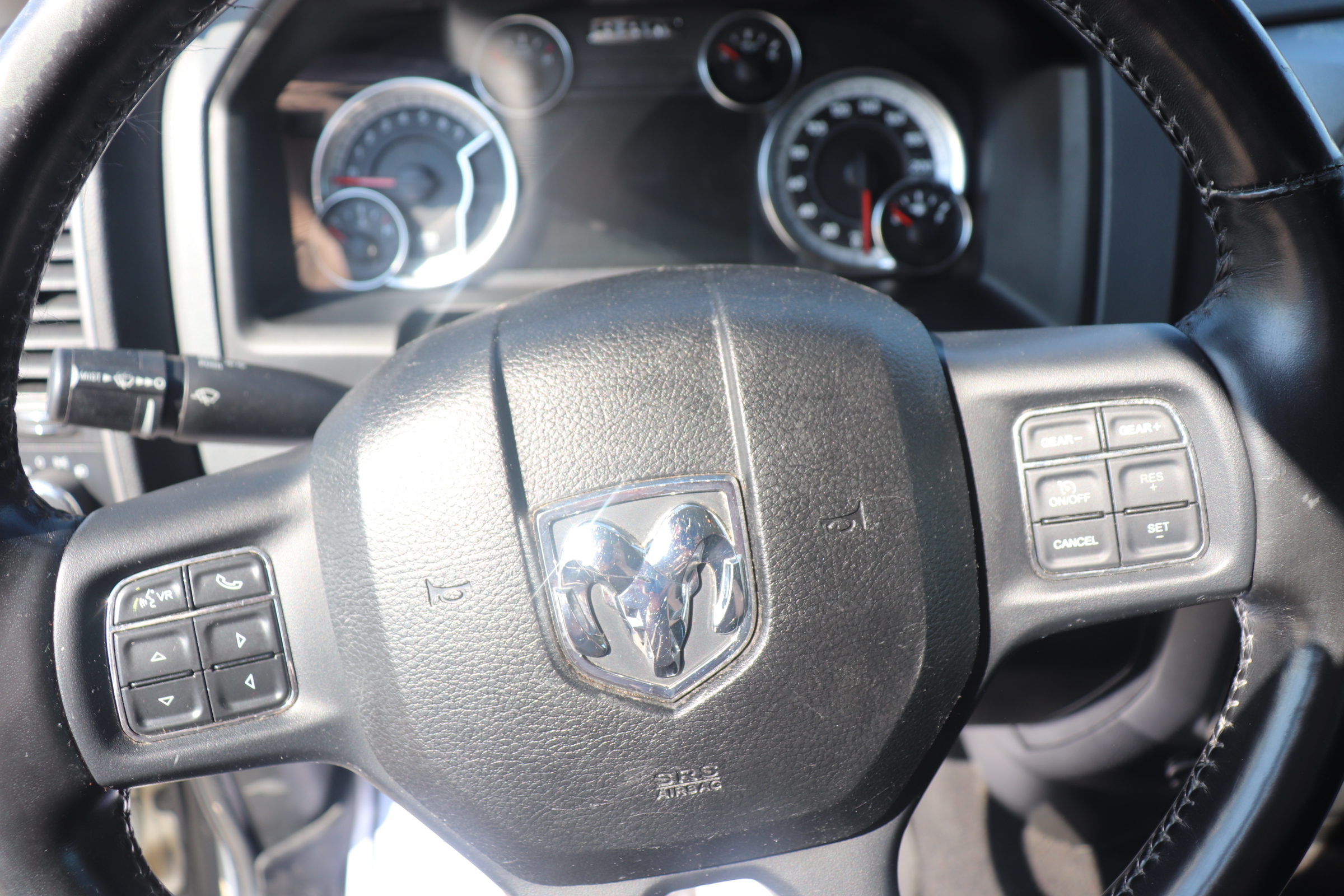 2020 RAM 1500 Classic (G)(W)(6) Tradesman Quad Cab 4WD - 13