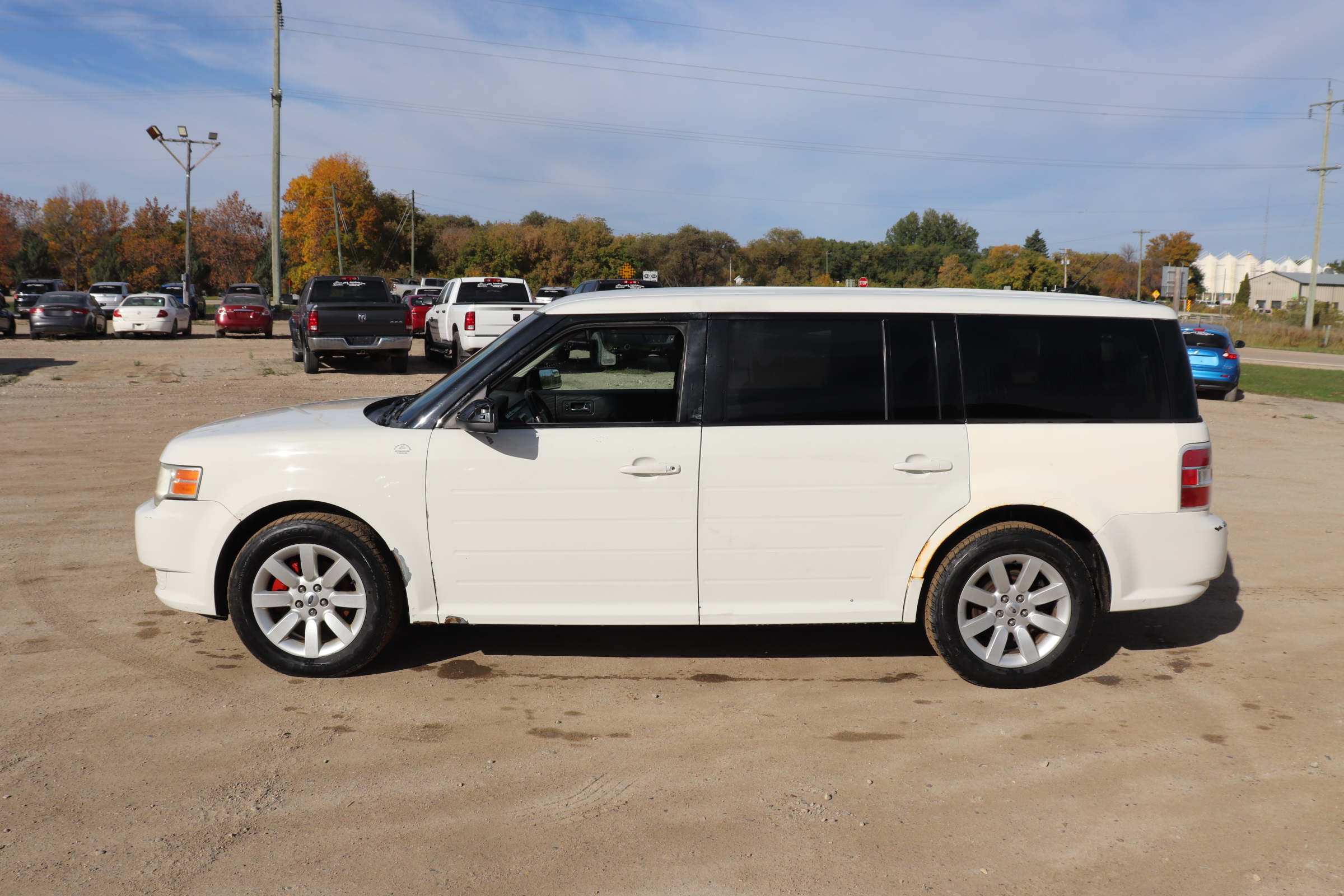 2010 Ford Flex (R)(C)(6) SE FWD - 4