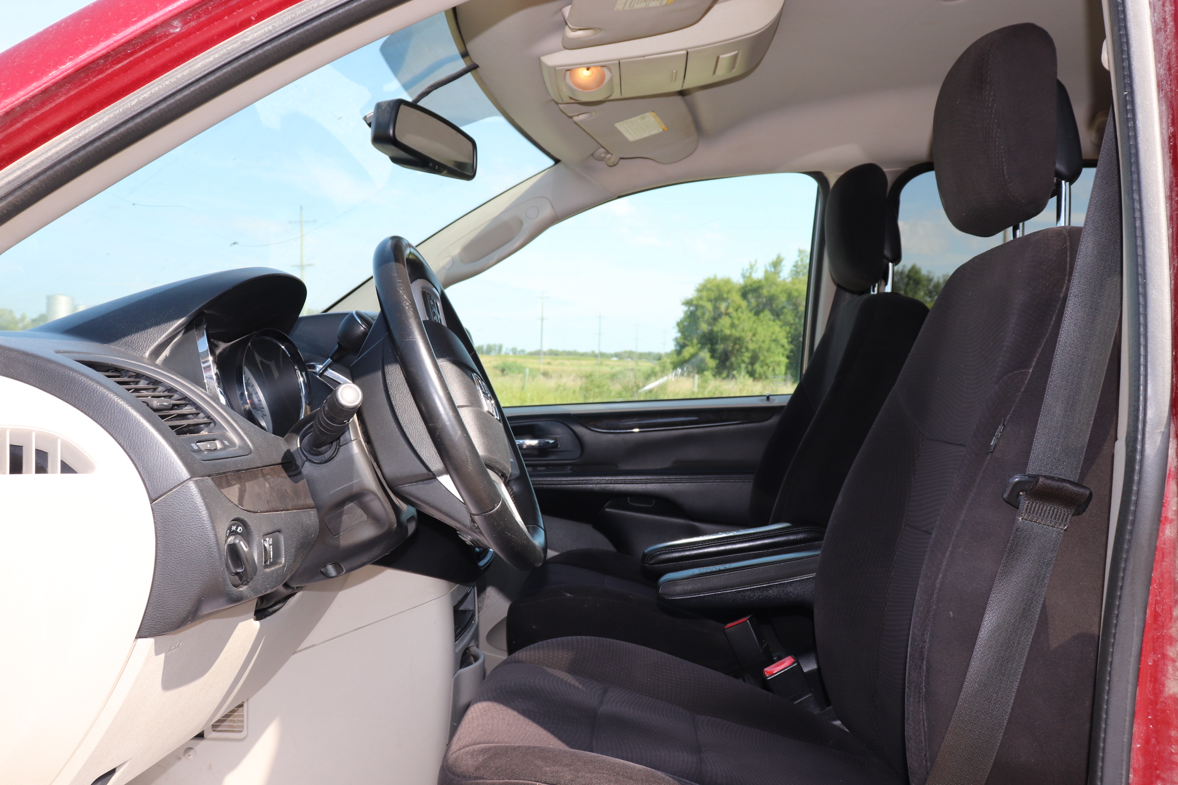 2014 Dodge Grand Caravan (R)(C)(7) SE - 13