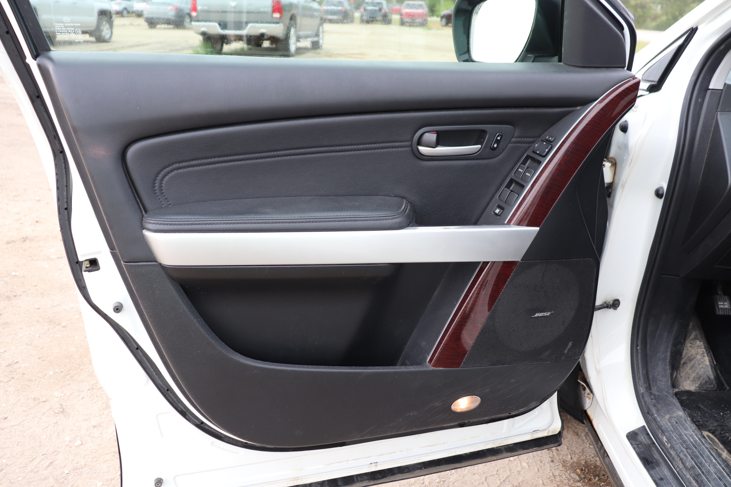 2009 Mazda CX-9 (Y)(E)(7) Touring 4WD - 10