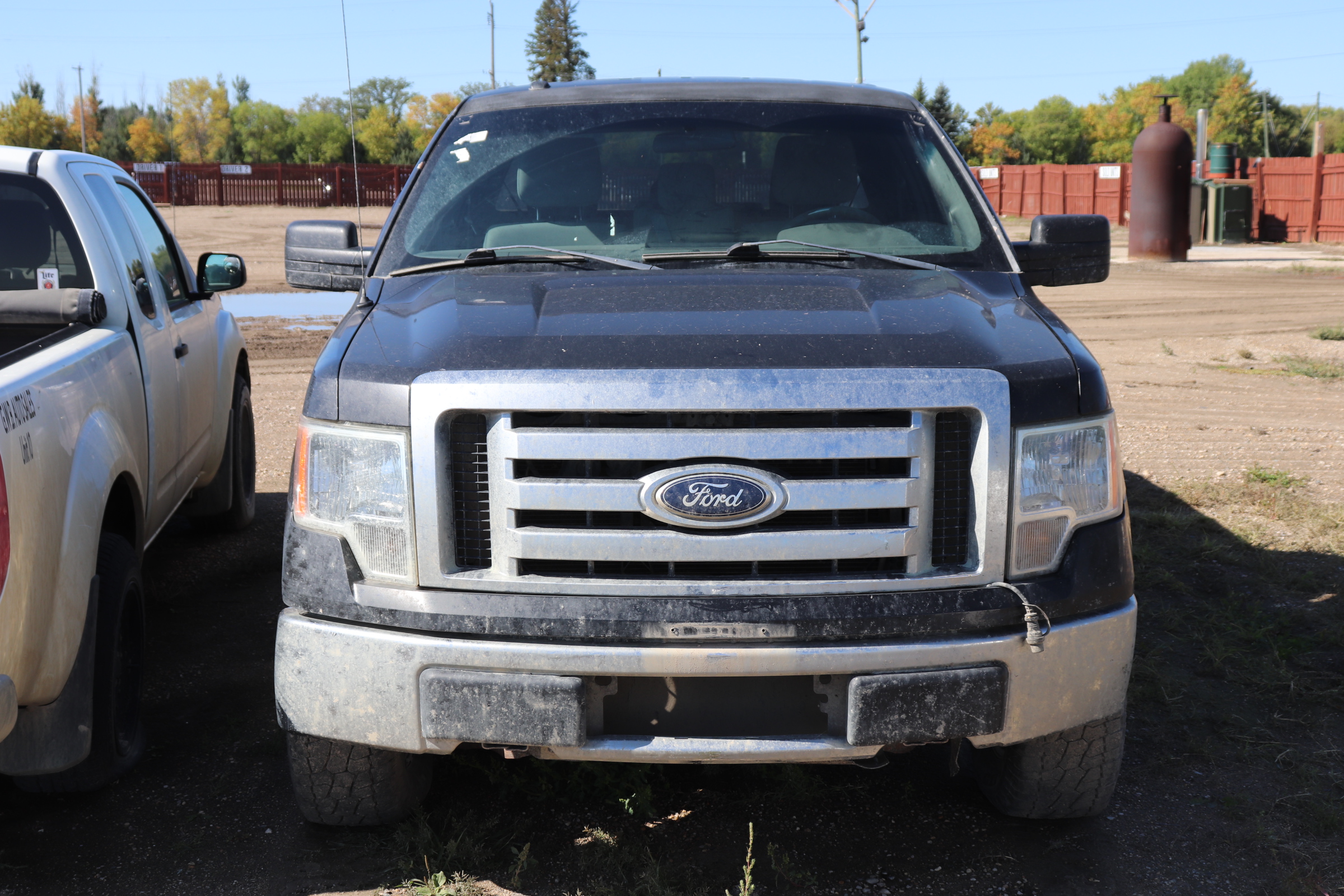 2012 Ford F-150 (R)(I)(5) XLT SuperCab 8-ft. Bed 4WD - 2